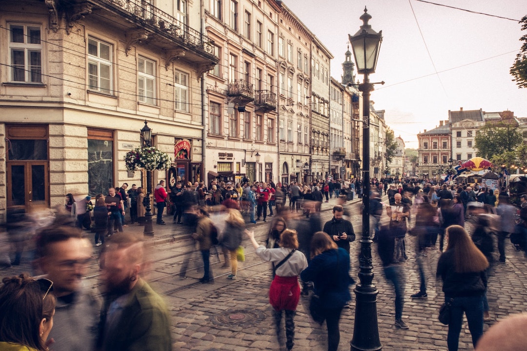 town-square-people-nico-benedickt-T6y2QE9IIfI-unsplash