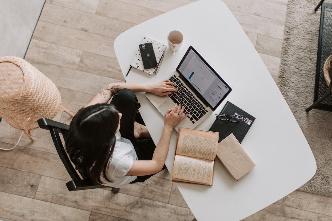 work-from-home-pexels-vlada-karpovich-4050315