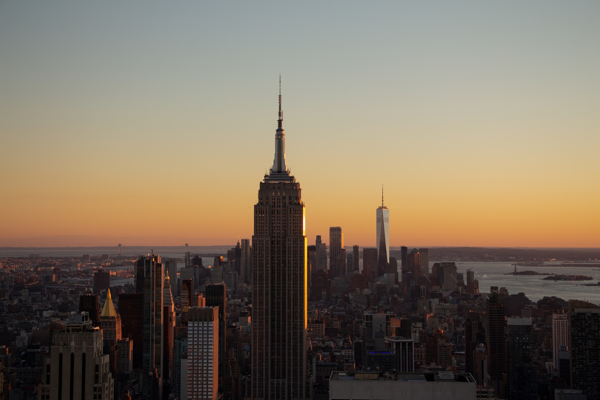new-york-evan-thomas-0-iB-5tbmHA-unsplash