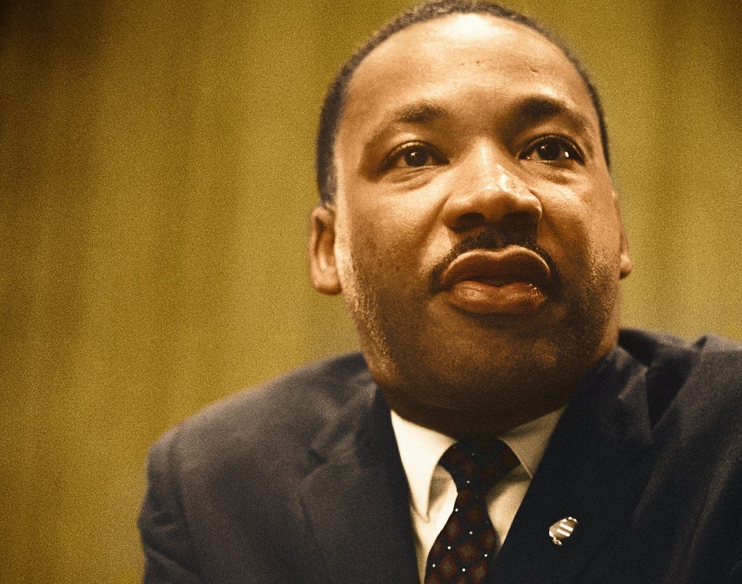 martin-luther-king-jr-unseen-histories-G2vxuMlATxA-unsplash
