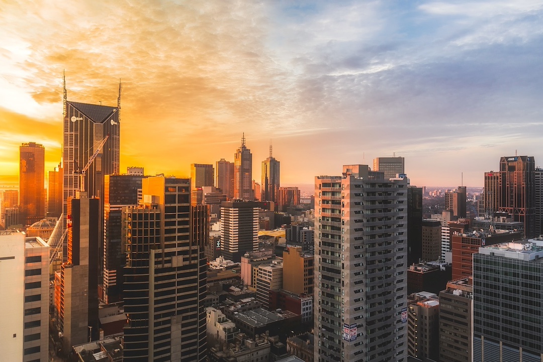 citi-io-cities-skyline-amber